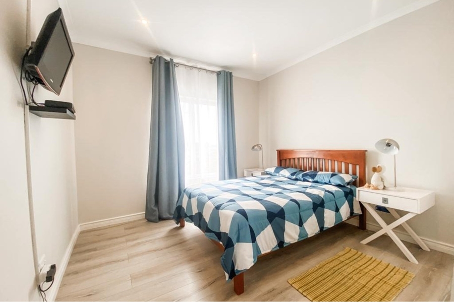 To Let 4 Bedroom Property for Rent in Parklands North Western Cape